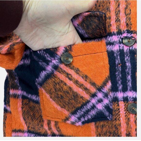 Blank NYC Lined Plaid Shacket/ Jacket - Picture 5 of 8